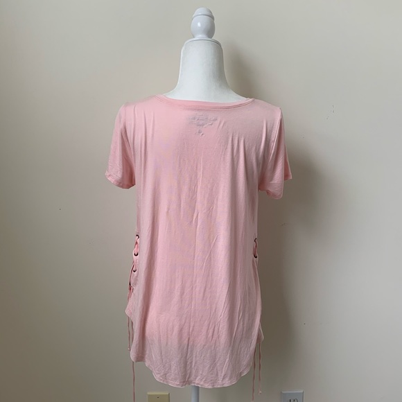Hollister Lace Up Sides Light Pink Tee Shirt - Picture 4 of 6